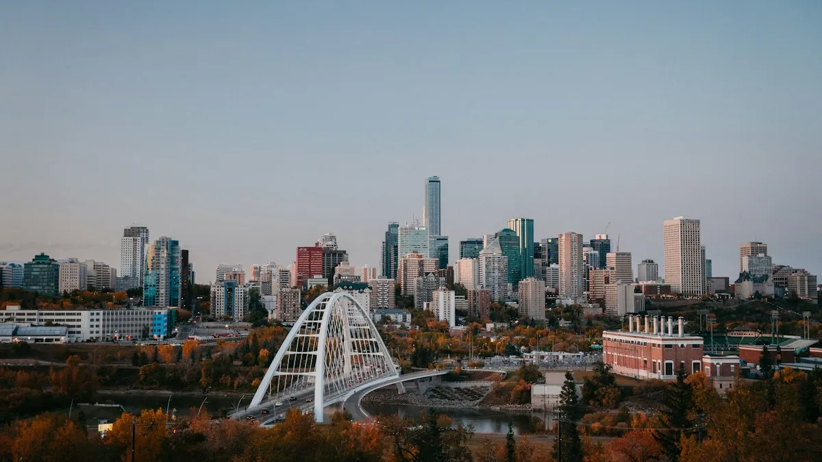 IPTV Edmonton – Edmonton skyline over the river valley